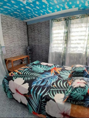 Chambre et salle de bain COMMUNES